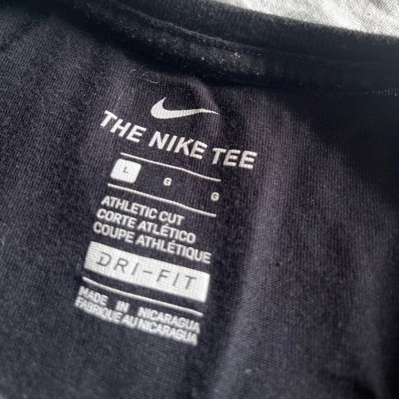 The Nike Tee Athletic Cut Dri-fit Cavaliers LeBron James 23 Jersey shirt Size L - Picture 5 of 8